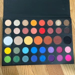 James Charles X Morphe Palette